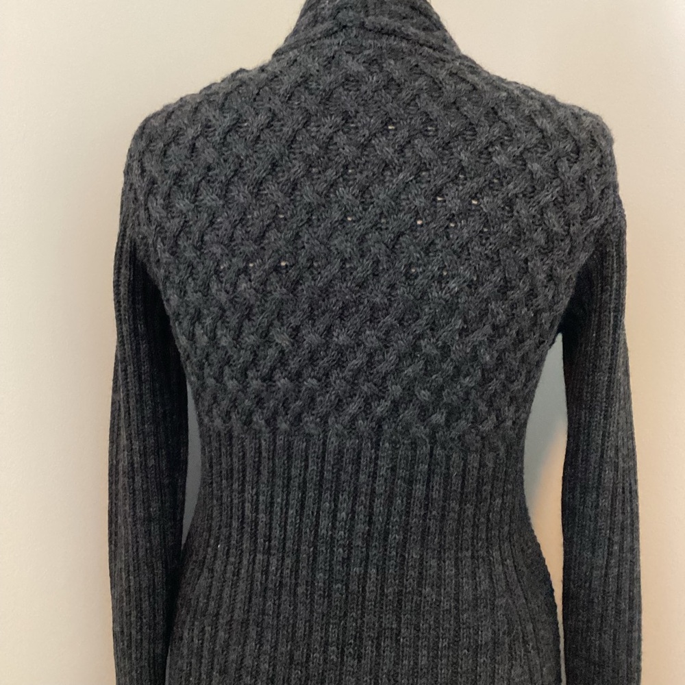 MADE IN IRELAND Inis Crafts One Button Wool Sweater Cardigan Jacket Black Large - Picture 5 of 6